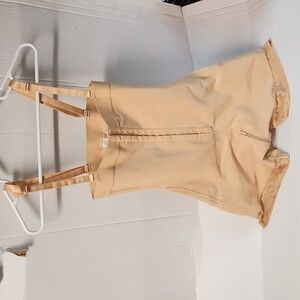 NWT Lover-Beauty Women's sz M Shapewear Bodysuit w/adjustable straps